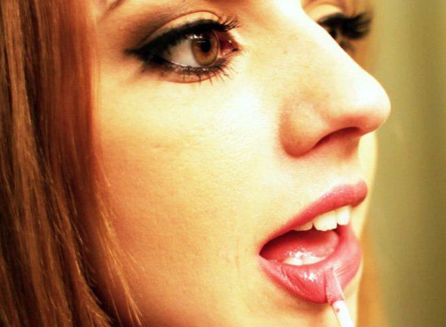 Sexy Teen Fucked Doggystyle, Face Close Up and BlowJob! Cum in Mouth!