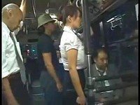 Hitomi Gives Blowjob On Bus