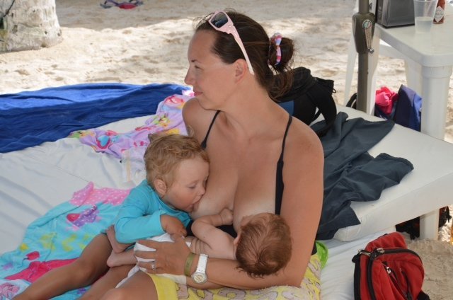 Breastfeeding public