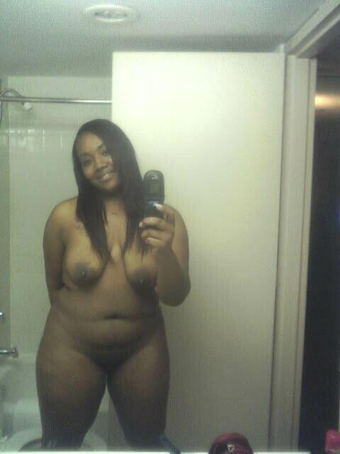 Wife Naked Cellphone Pic