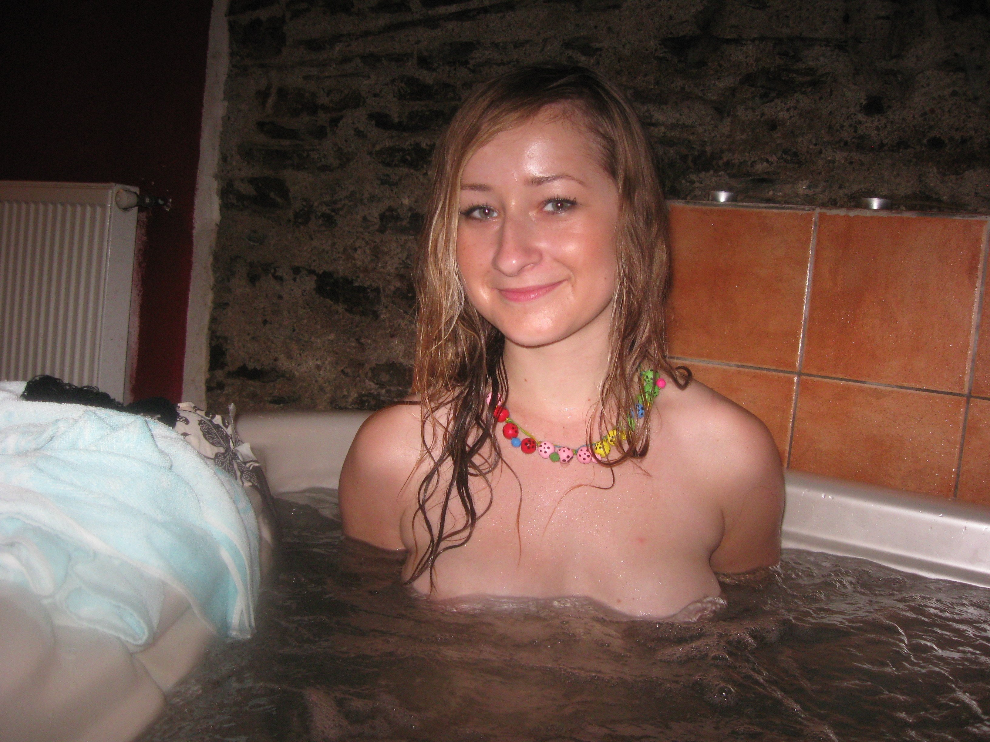 Homemade wife hot tub picture pic