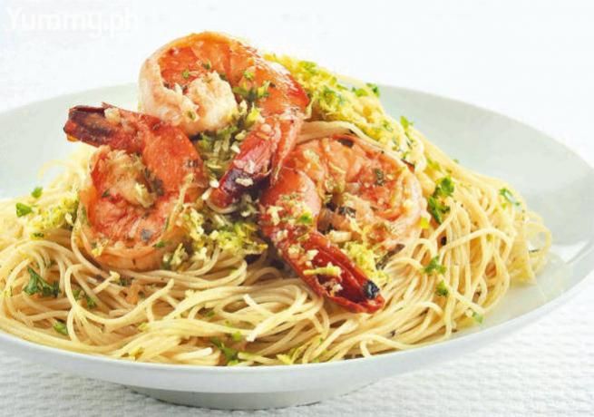 Buzz reccomend Asian noodles with shrimp
