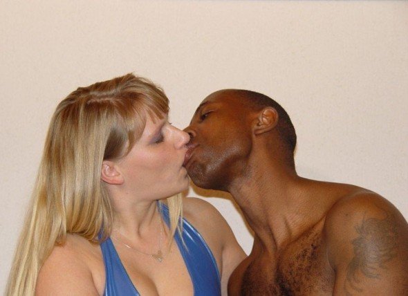 Amateur wife kissing black lover