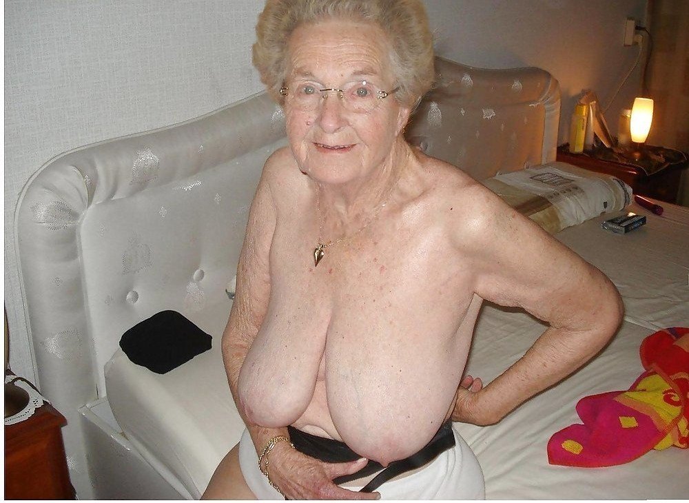 Old woman hang tits