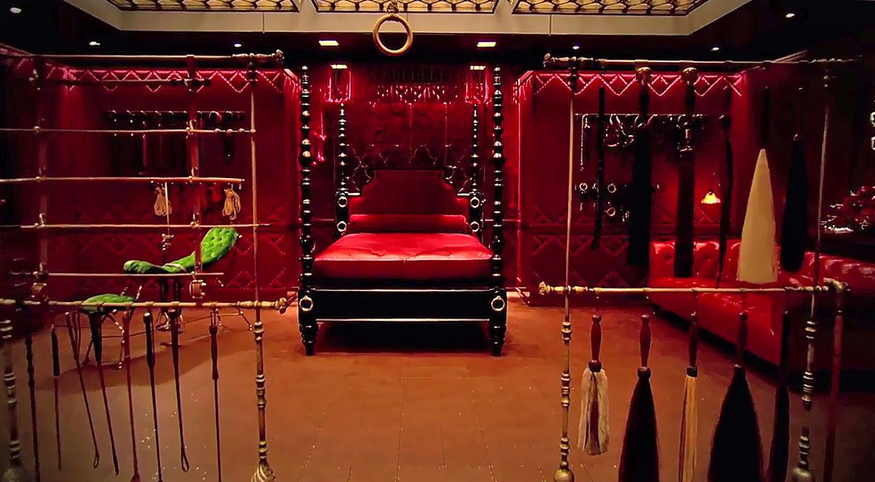 Las vegas hotel bondage fantasy room image