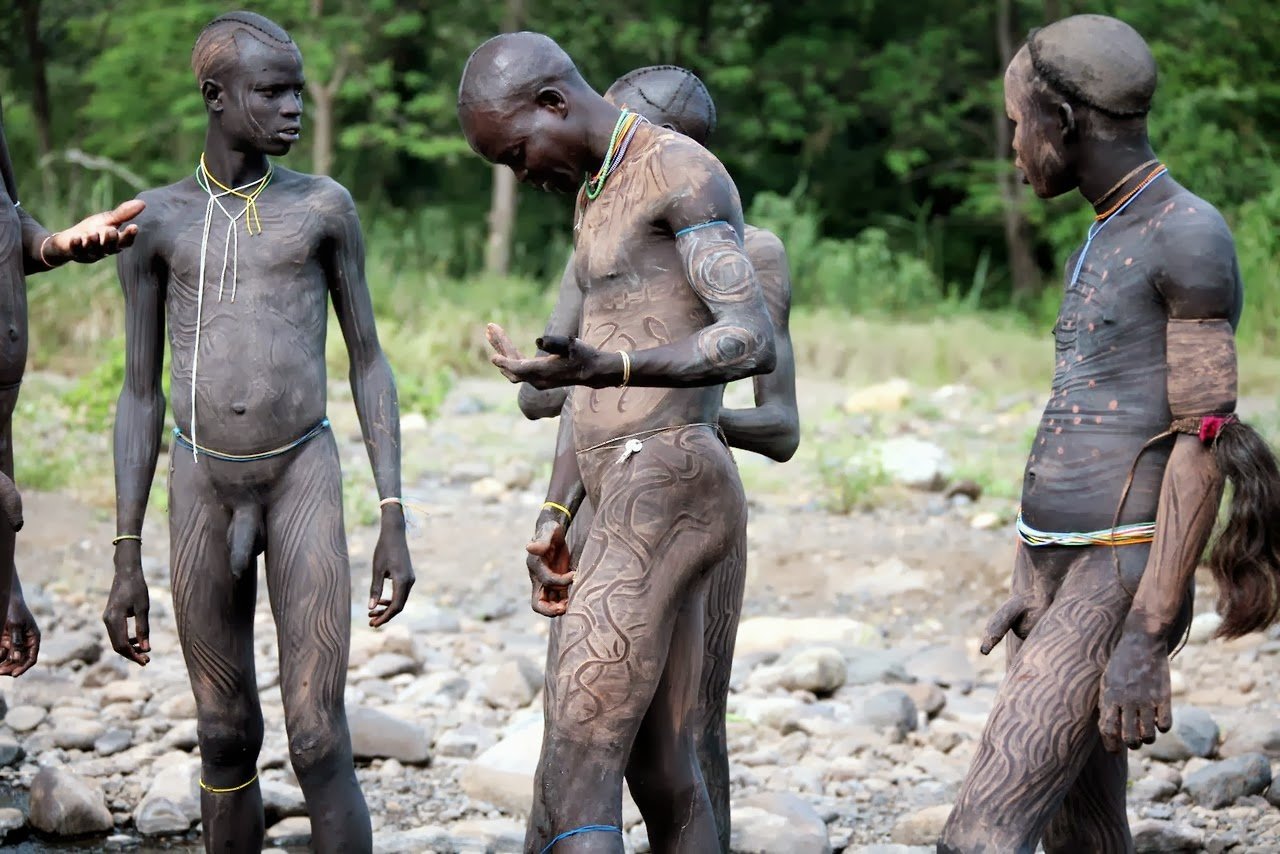 Nude African Tribal Man Big Penis.